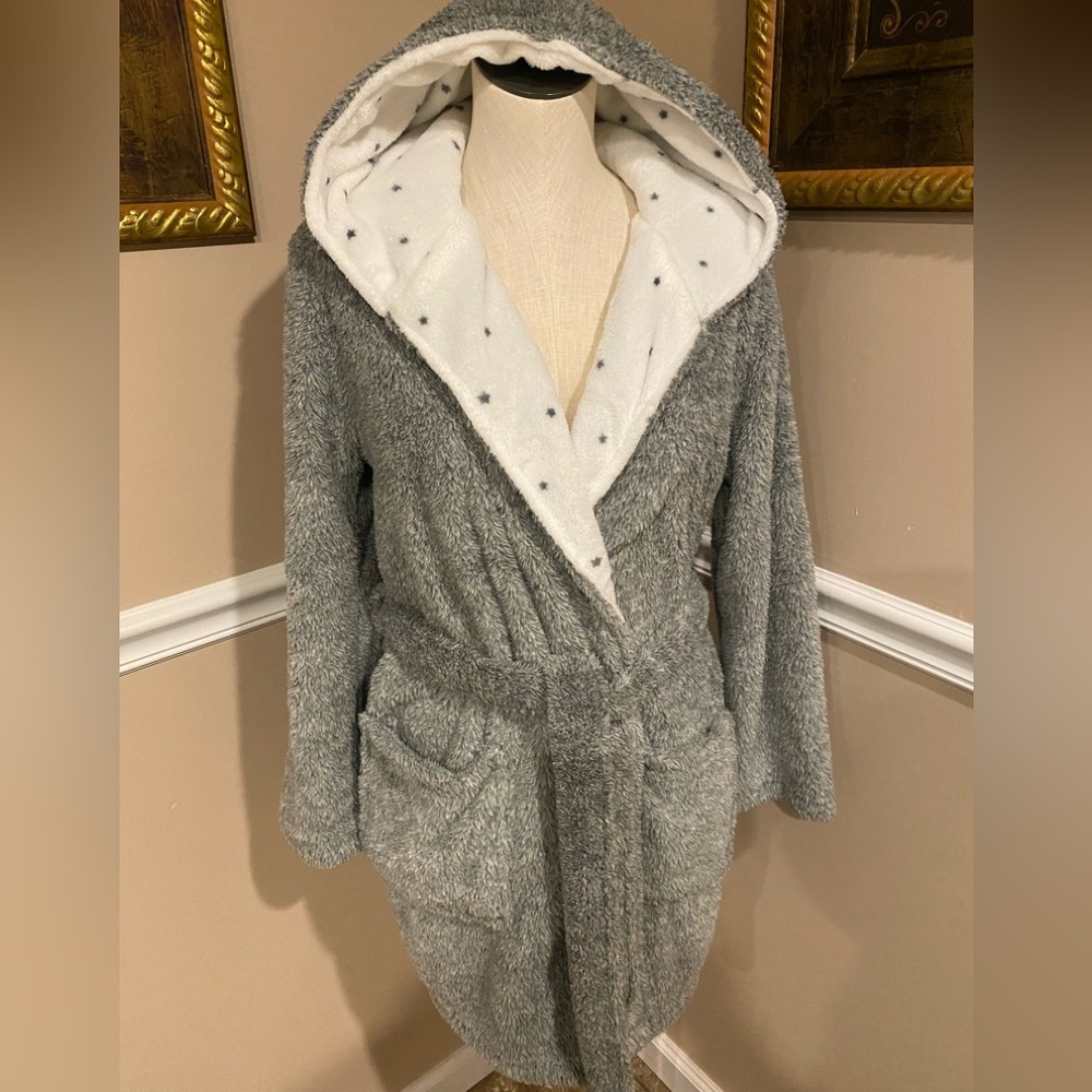 Gray plush robe with hoodie M/L